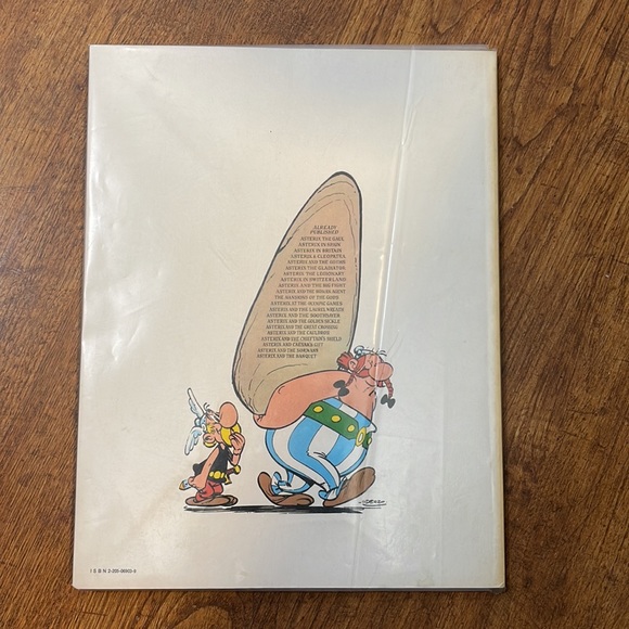 EUC Asterix the Gladiator (1980) English edition - Picture 2 of 3